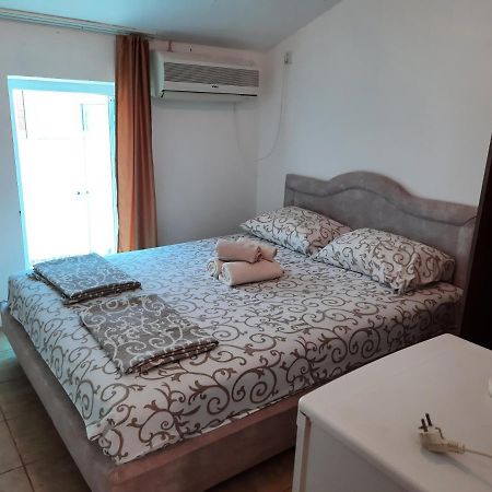 Apartmani Pulic Ülgün Dış mekan fotoğraf
