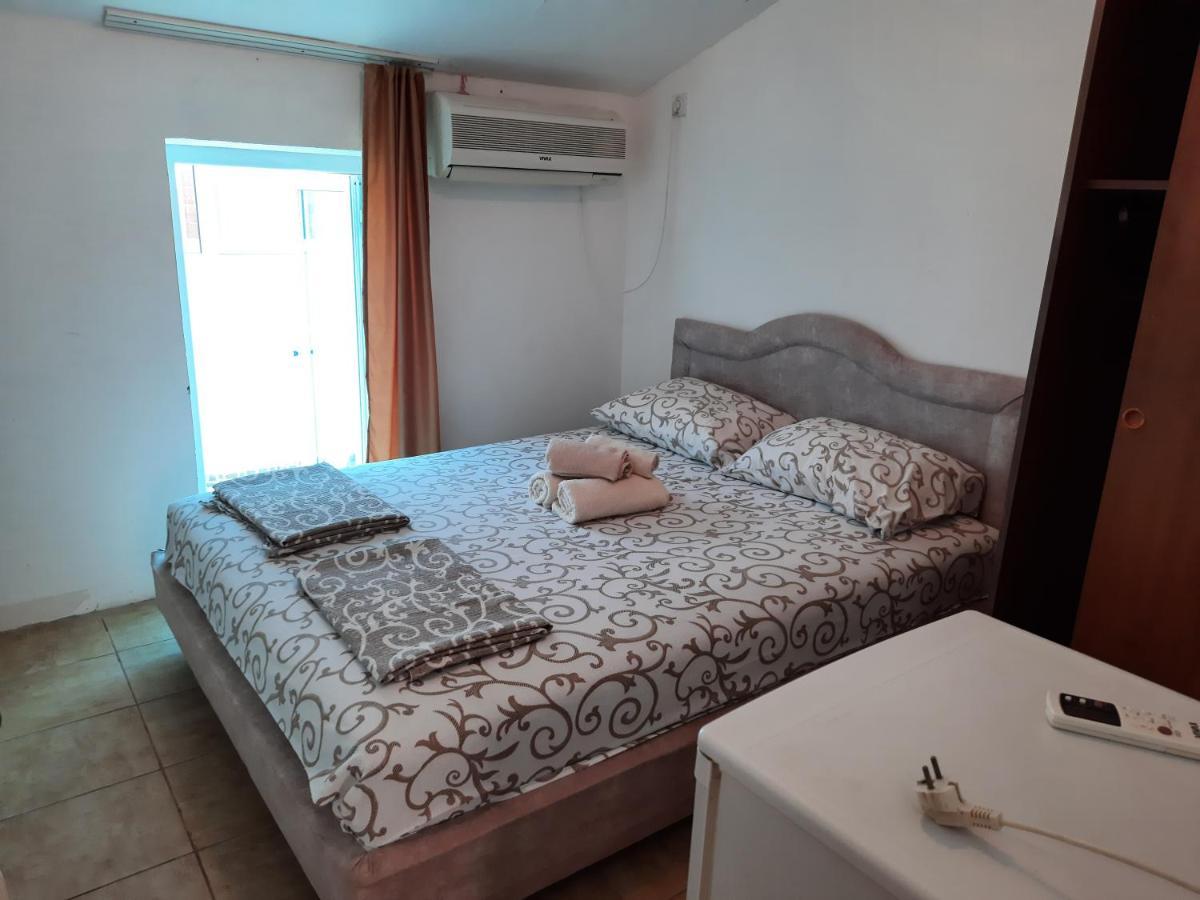 Apartmani Pulic Ülgün Dış mekan fotoğraf